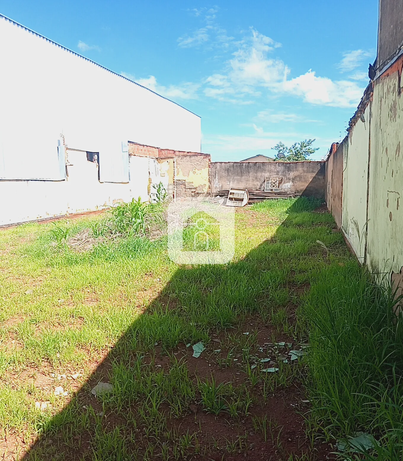 Alugar Terreno / Padr&atilde;o em Uberl&acirc;ndia R$ 1.500,00 - Foto 4