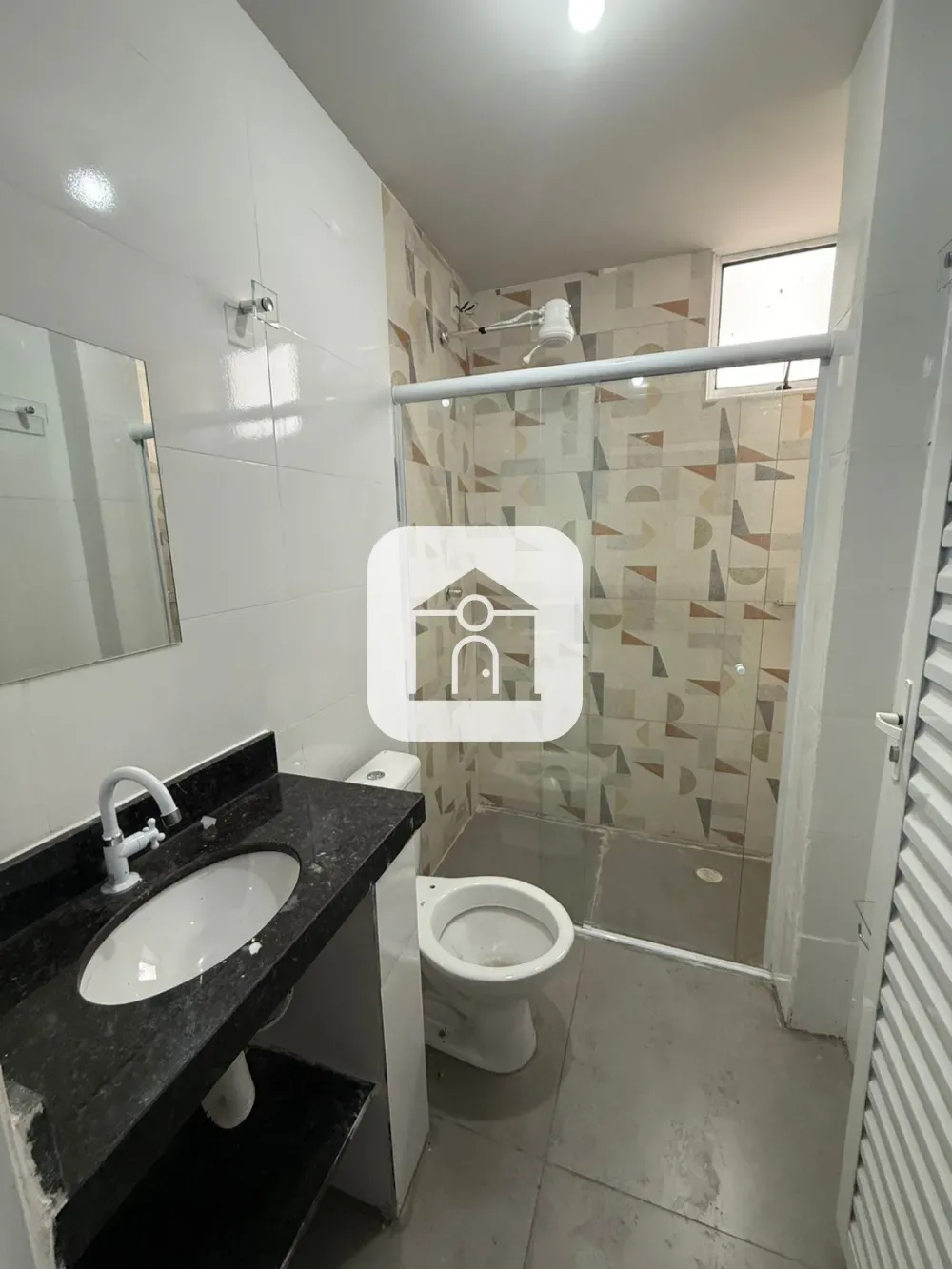 Alugar Apartamento / Quitinete em Araguari R$ 1.170,00 - Foto 3