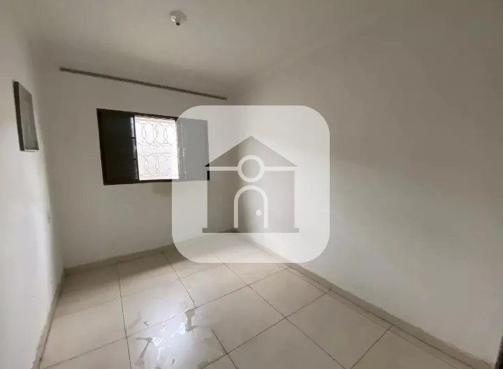 Alugar Casa / Padr&atilde;o em Uberl&acirc;ndia R$ 1.800,00 - Foto 5