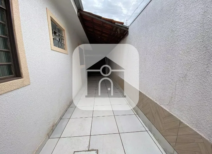 Alugar Casa / Padr&atilde;o em Uberl&acirc;ndia R$ 1.800,00 - Foto 12