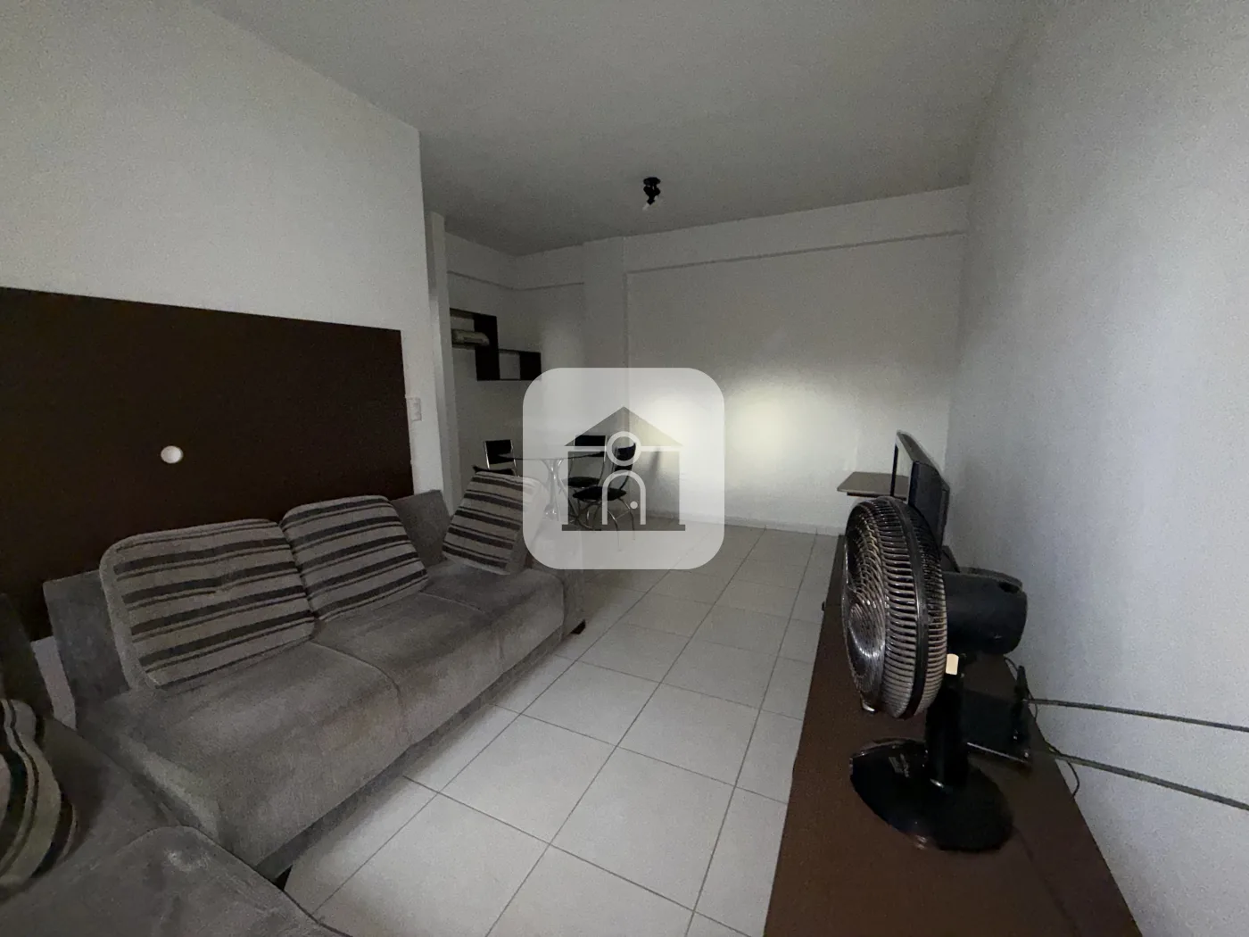 Alugar Apartamento / Padr&atilde;o em Uberlandia R$ 1.600,00 - Foto 9