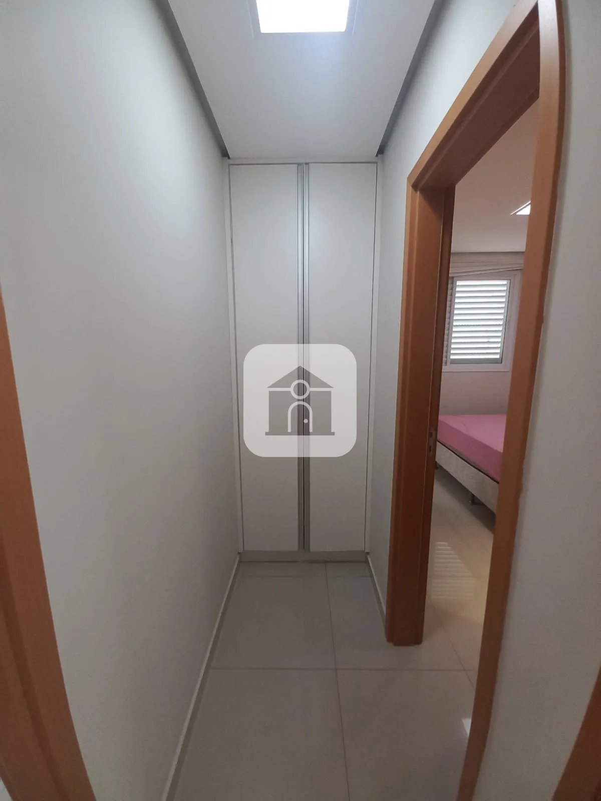 Alugar Apartamento / Padr&atilde;o em Uberlandia R$ 4.000,00 - Foto 3