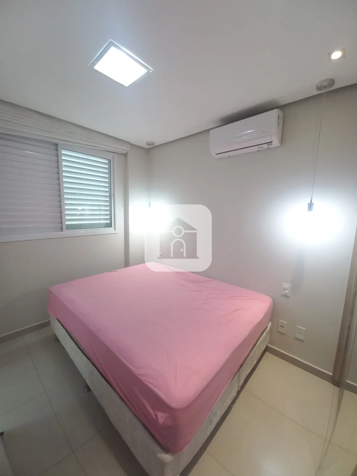 Alugar Apartamento / Padr&atilde;o em Uberlandia R$ 4.000,00 - Foto 15