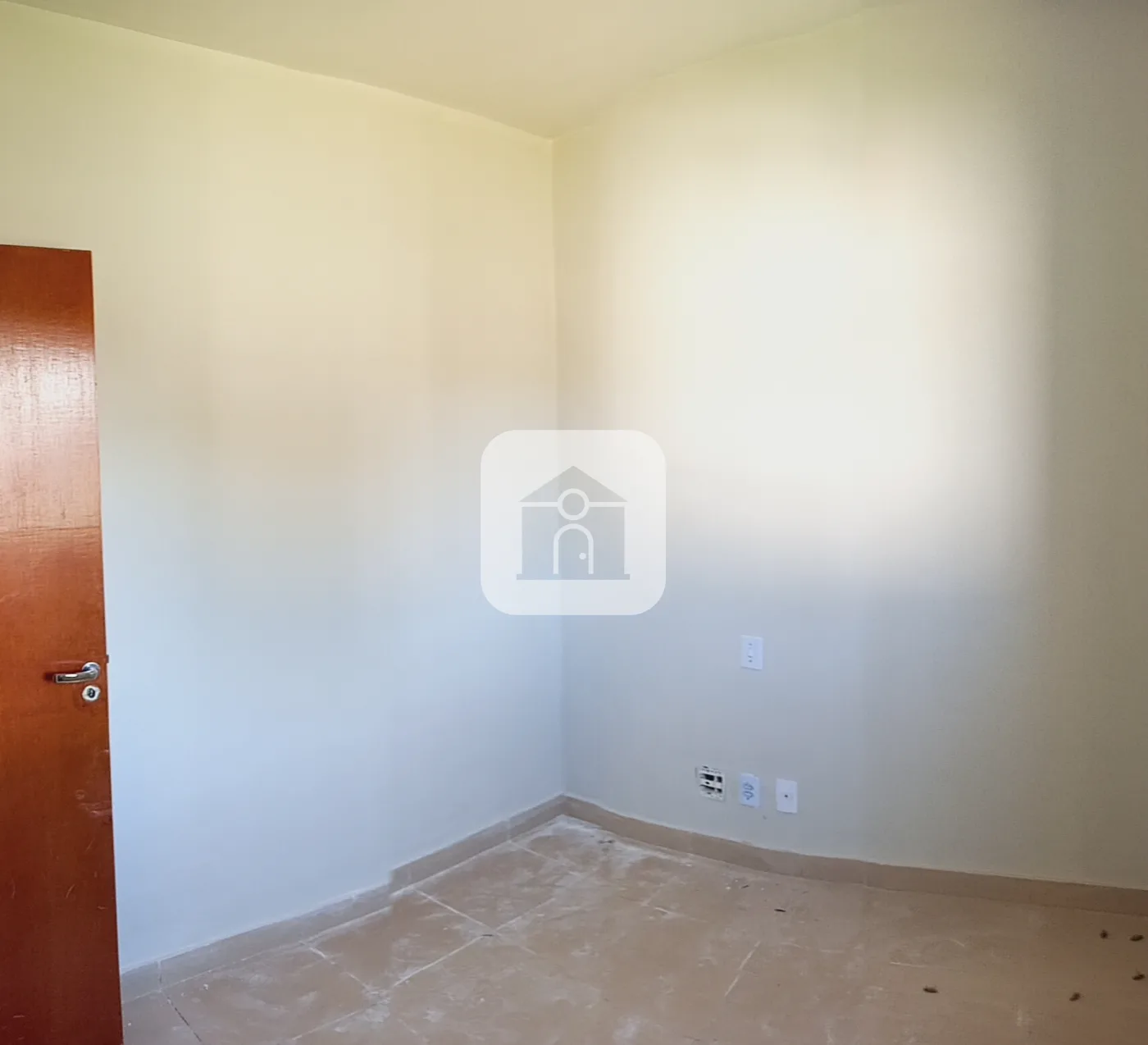 Alugar Apartamento / Sobrado em Uberl&acirc;ndia R$ 1.300,00 - Foto 1