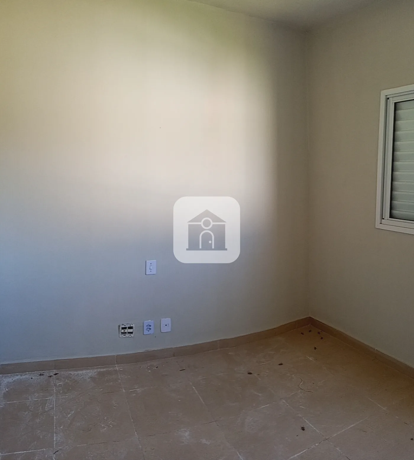 Alugar Apartamento / Sobrado em Uberl&acirc;ndia R$ 1.300,00 - Foto 2