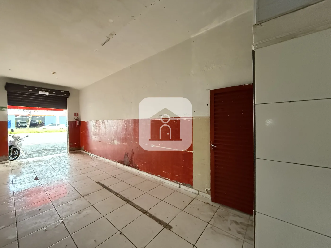 Alugar Comercial / Sala Comercial Condom&iacute;nio em Uberl&acirc;ndia R$ 1.500,00 - Foto 1