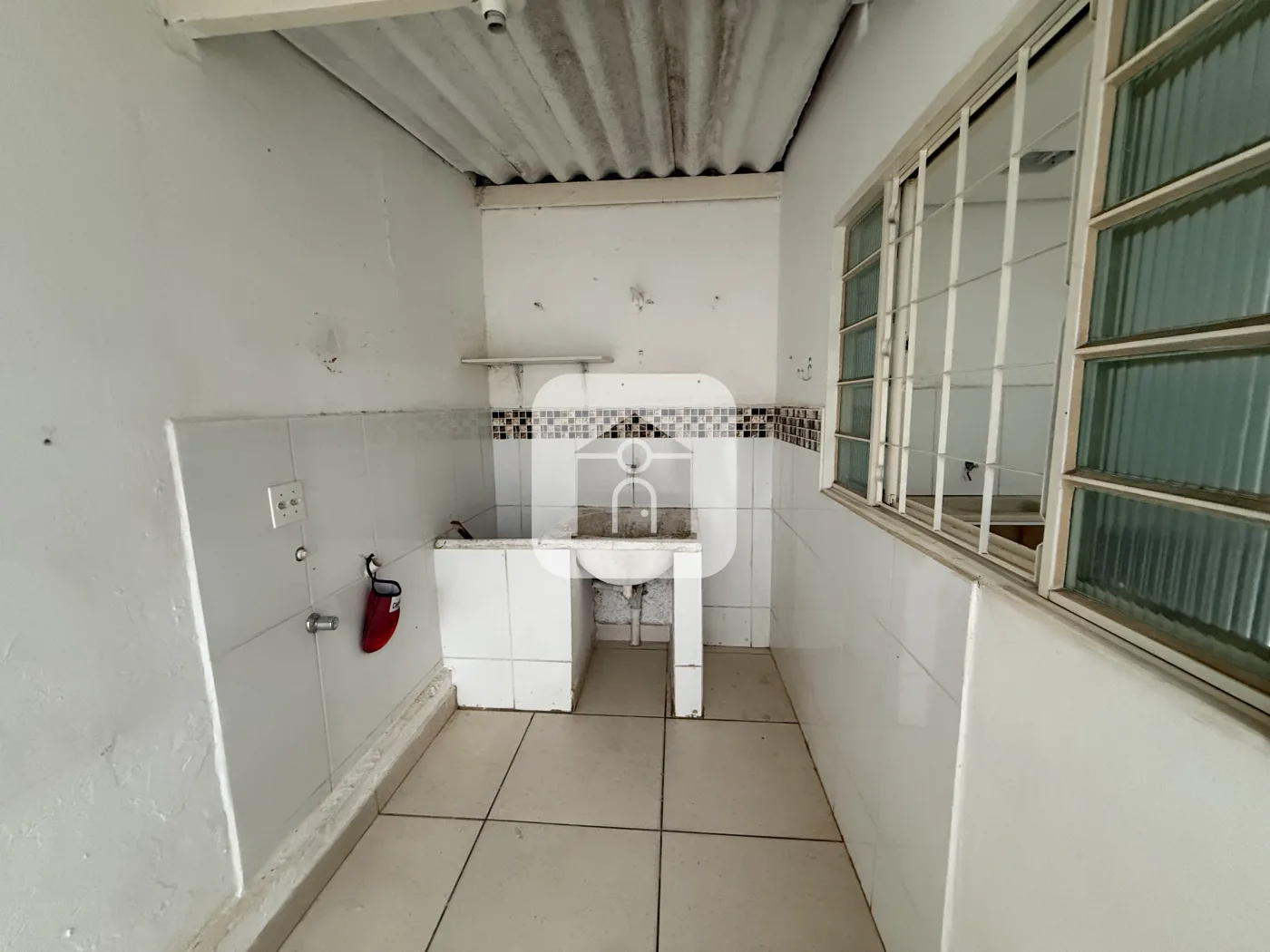 Alugar Casa / Padr&atilde;o em Uberl&acirc;ndia R$ 1.000,00 - Foto 7