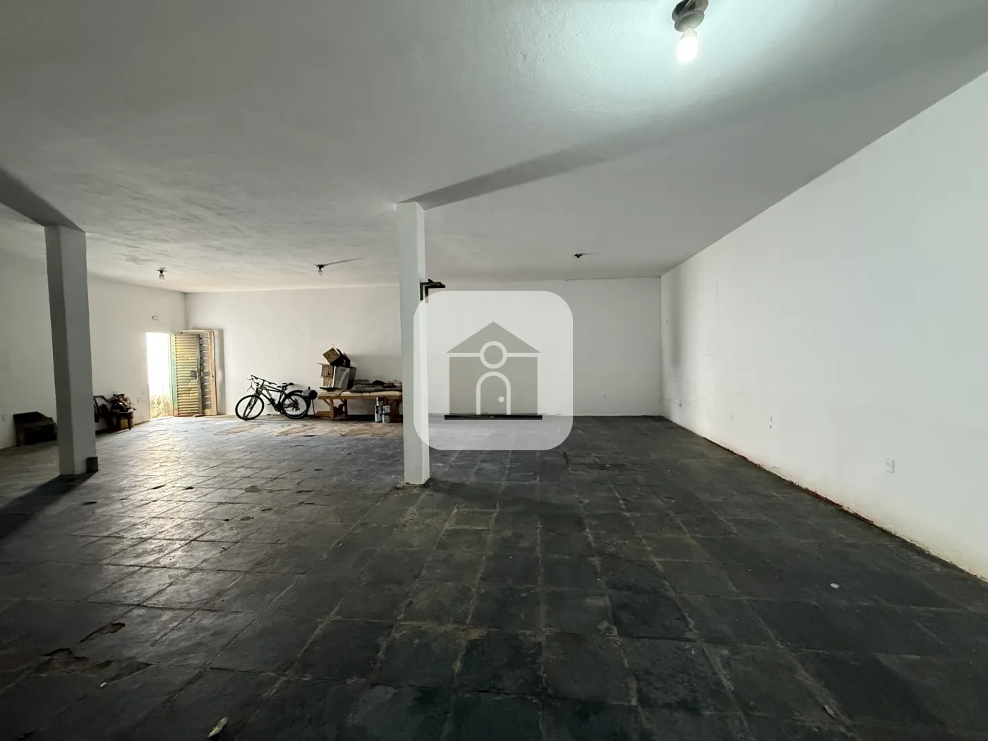 Alugar Comercial / C&ocirc;modo em Uberl&acirc;ndia R$ 1.800,00 - Foto 3