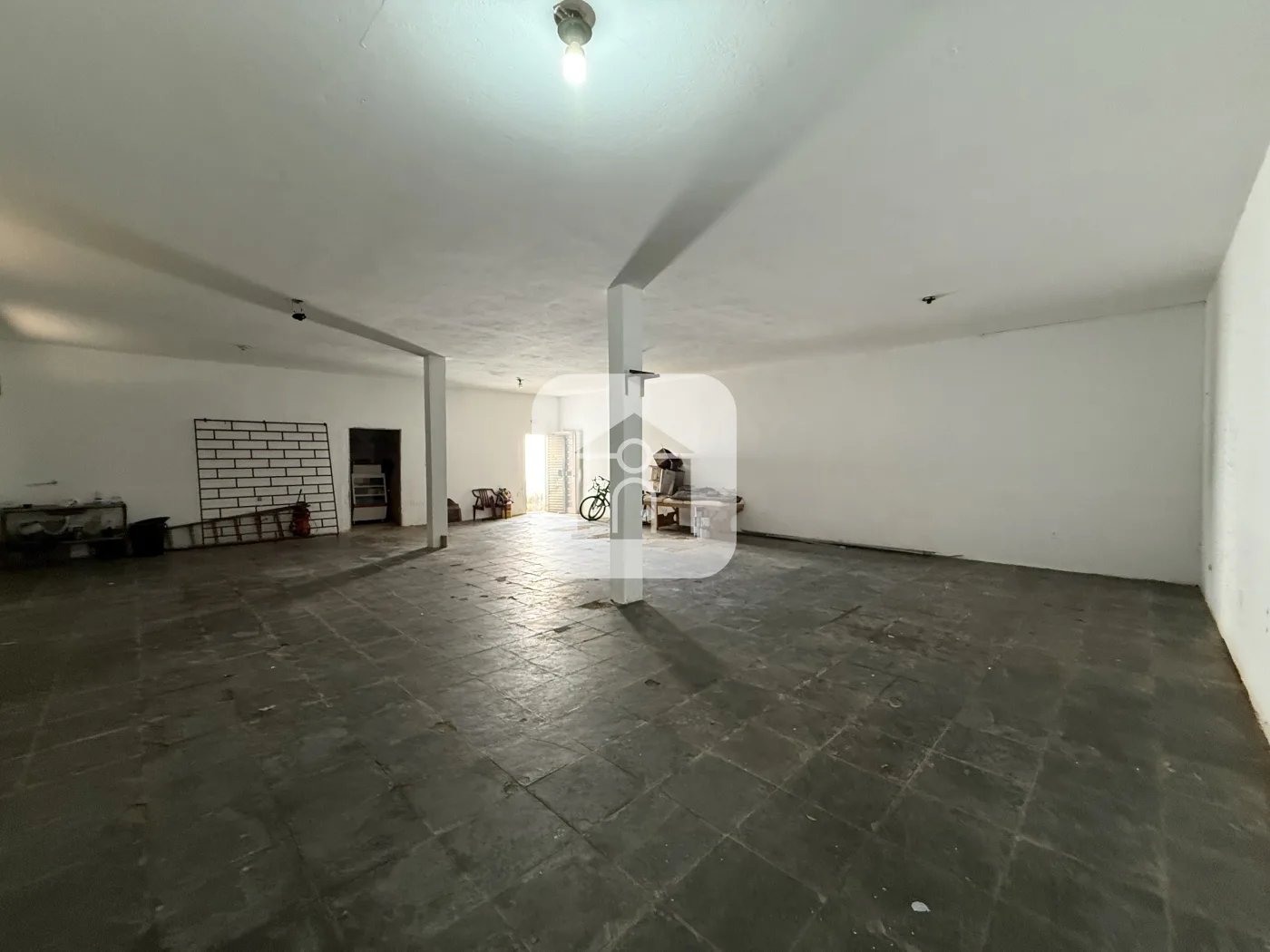 Alugar Comercial / C&ocirc;modo em Uberl&acirc;ndia R$ 1.800,00 - Foto 6