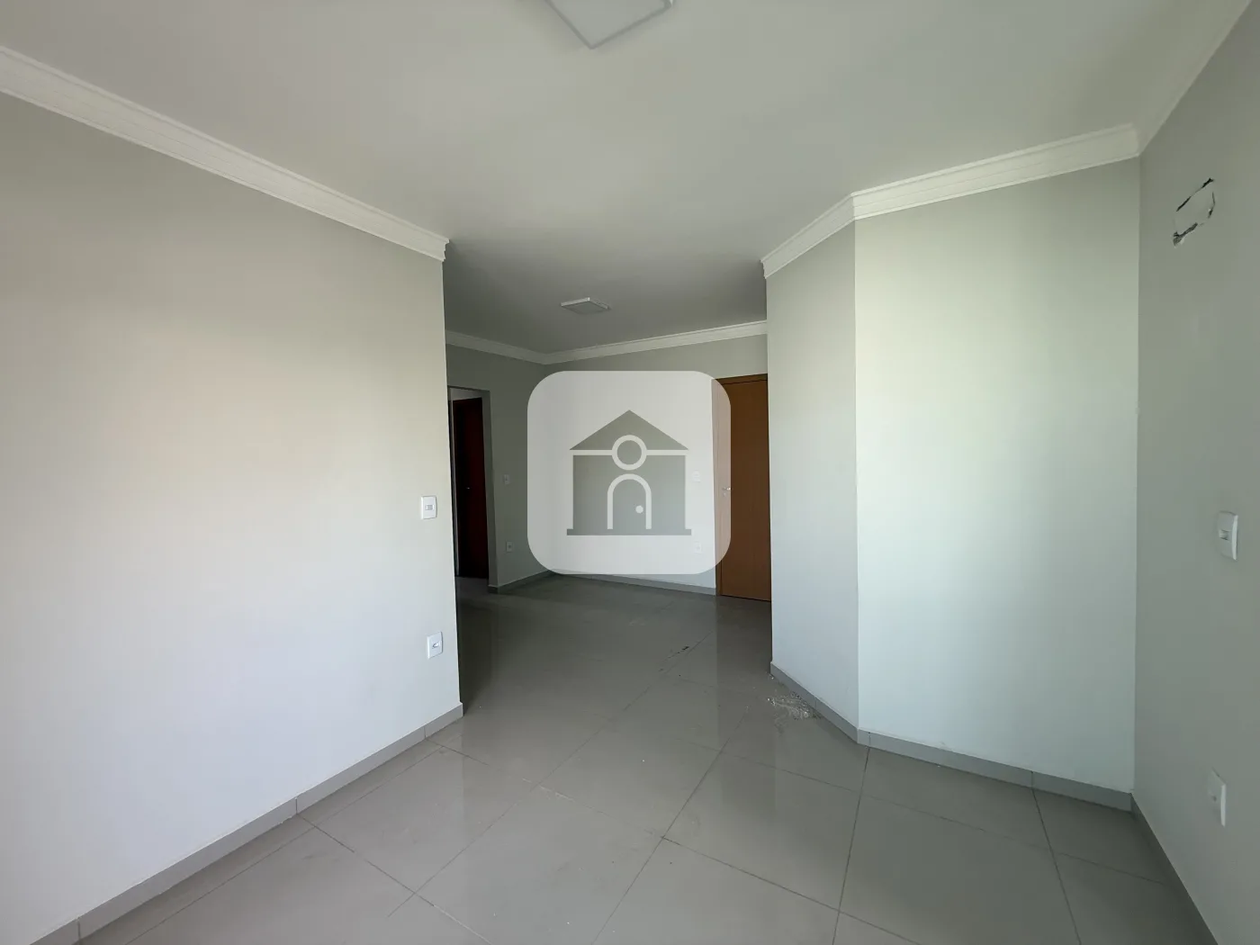 Alugar Apartamento / Padr&atilde;o em Uberl&acirc;ndia R$ 3.000,00 - Foto 1