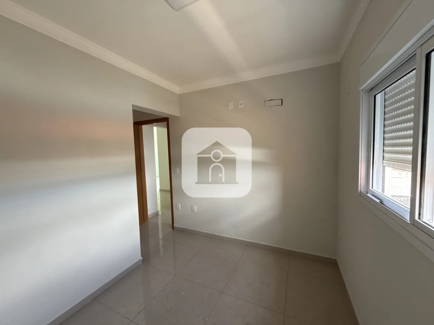 Alugar Apartamento / Padr&atilde;o em Uberl&acirc;ndia R$ 3.000,00 - Foto 4