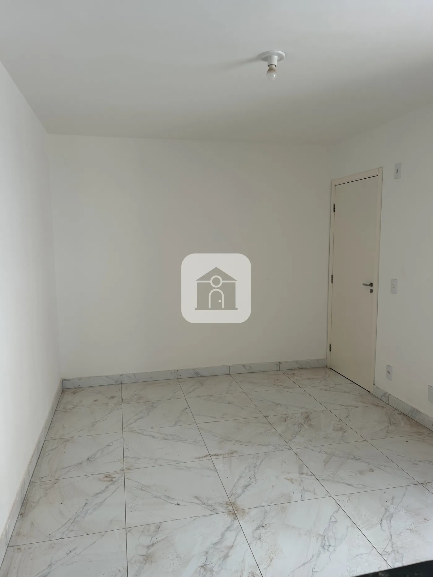 Comprar Apartamento / Padr&atilde;o em Uberl&acirc;ndia R$ 175.000,00 - Foto 1