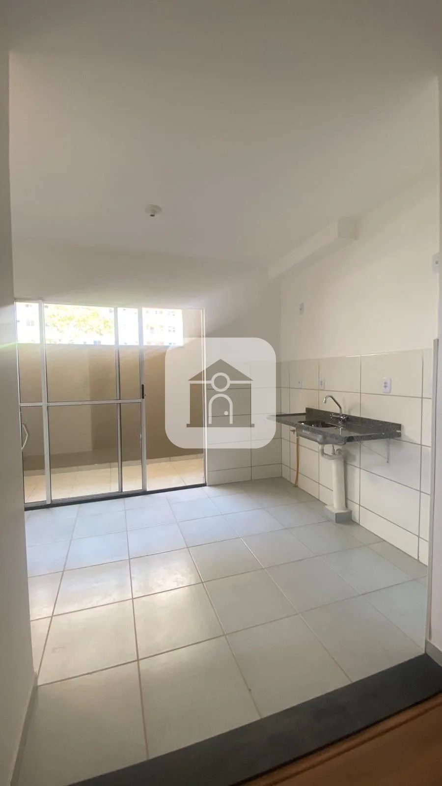 Alugar Apartamento / Padr&atilde;o em Uberl&acirc;ndia R$ 1.400,00 - Foto 2