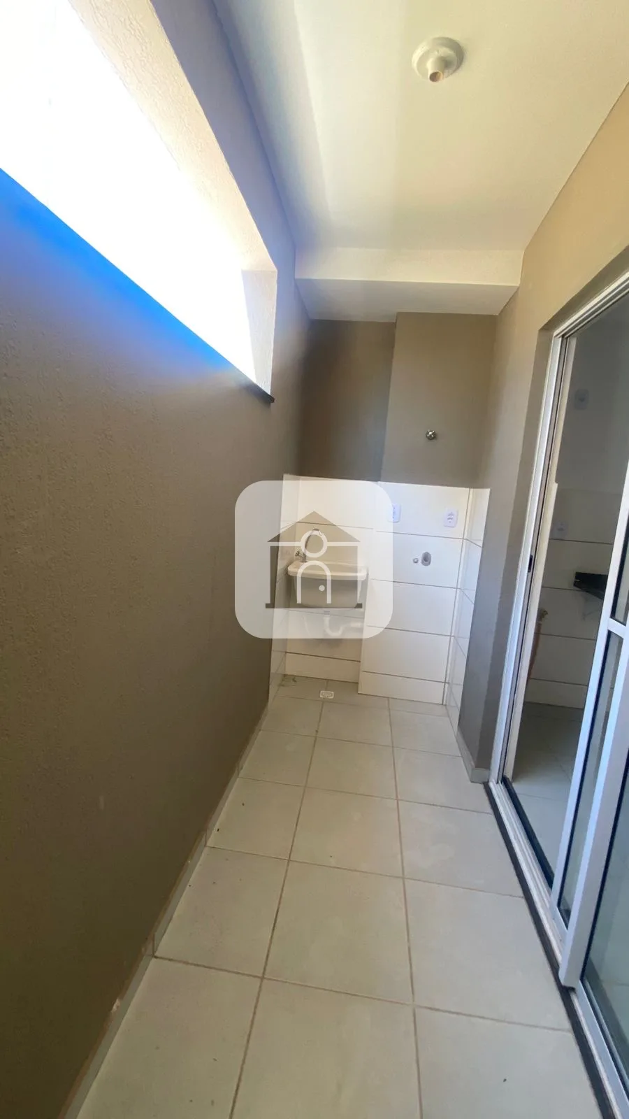 Alugar Apartamento / Padr&atilde;o em Uberl&acirc;ndia R$ 1.400,00 - Foto 3