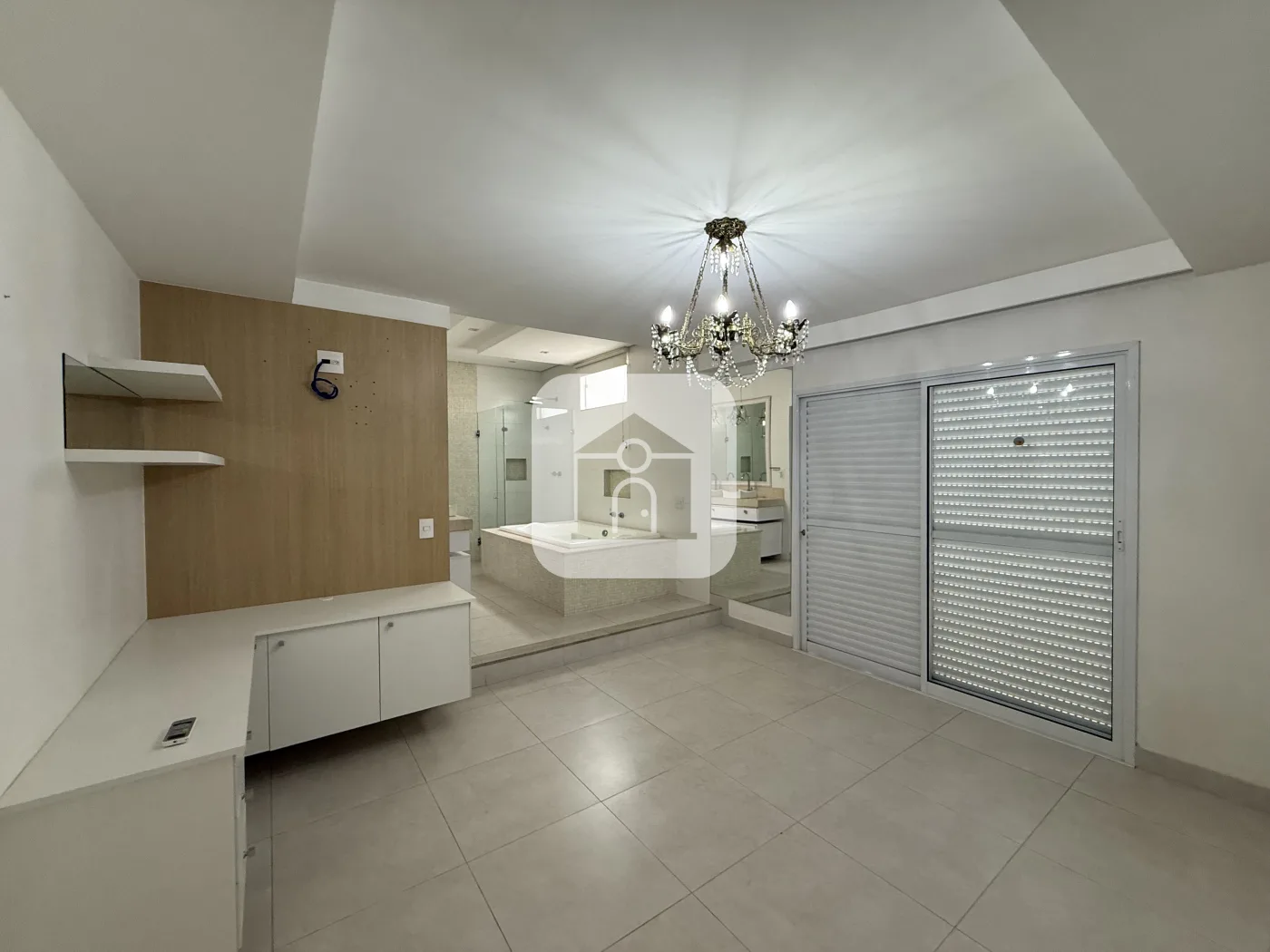 Alugar Casa / Padr&atilde;o em Uberl&acirc;ndia R$ 6.500,00 - Foto 5