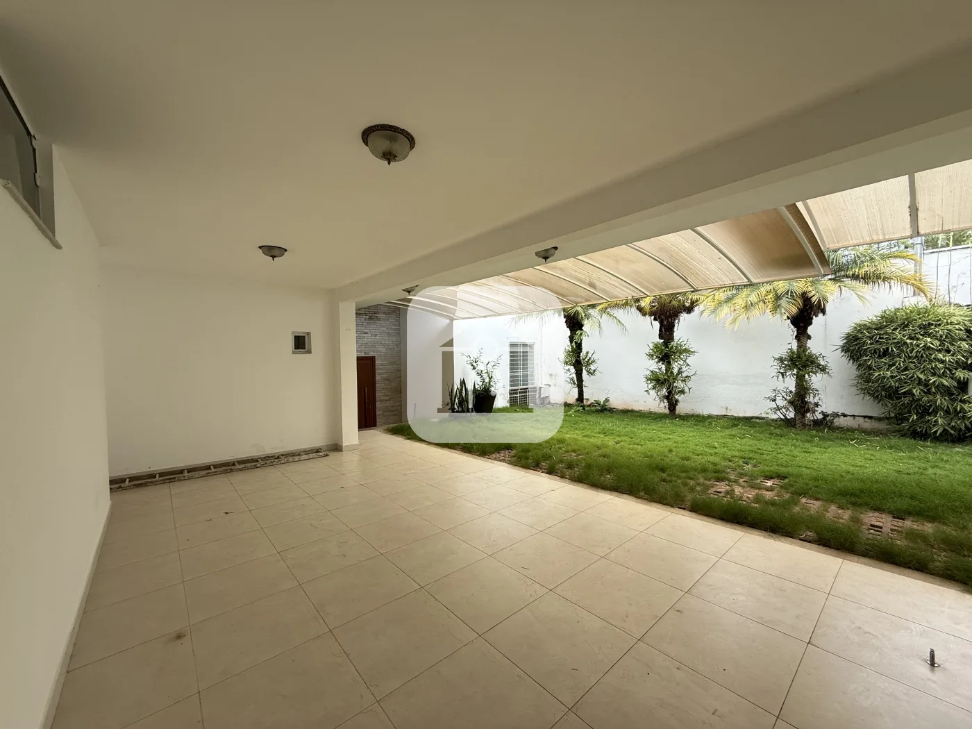 Alugar Casa / Padr&atilde;o em Uberl&acirc;ndia R$ 6.500,00 - Foto 31