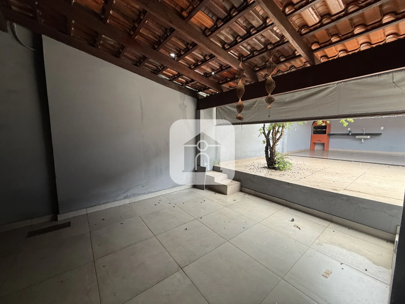 Alugar Casa / Padr&atilde;o em Uberl&acirc;ndia R$ 2.300,00 - Foto 18