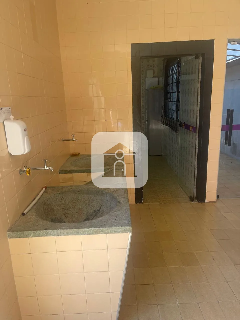 Alugar Comercial / Casa Comercial em Uberl&acirc;ndia R$ 9.000,00 - Foto 9