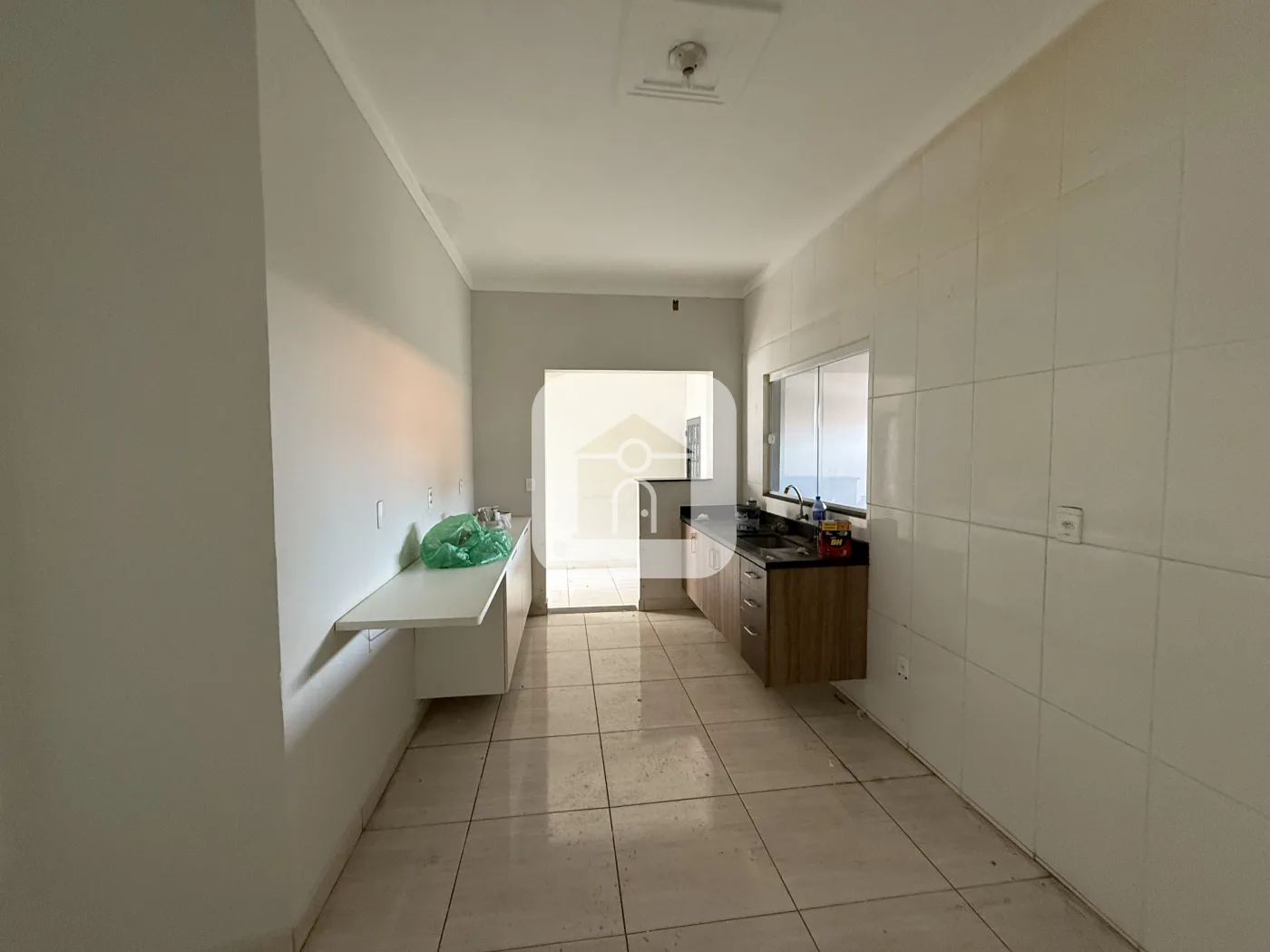 Alugar Casa / Padr&atilde;o em Uberl&acirc;ndia R$ 2.700,00 - Foto 12