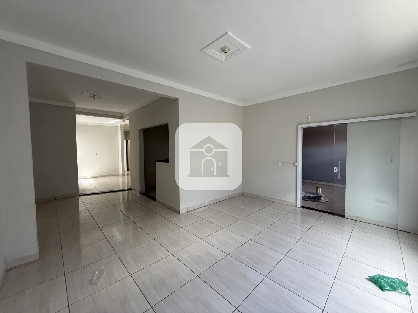 Alugar Casa / Padr&atilde;o em Uberl&acirc;ndia R$ 2.700,00 - Foto 15