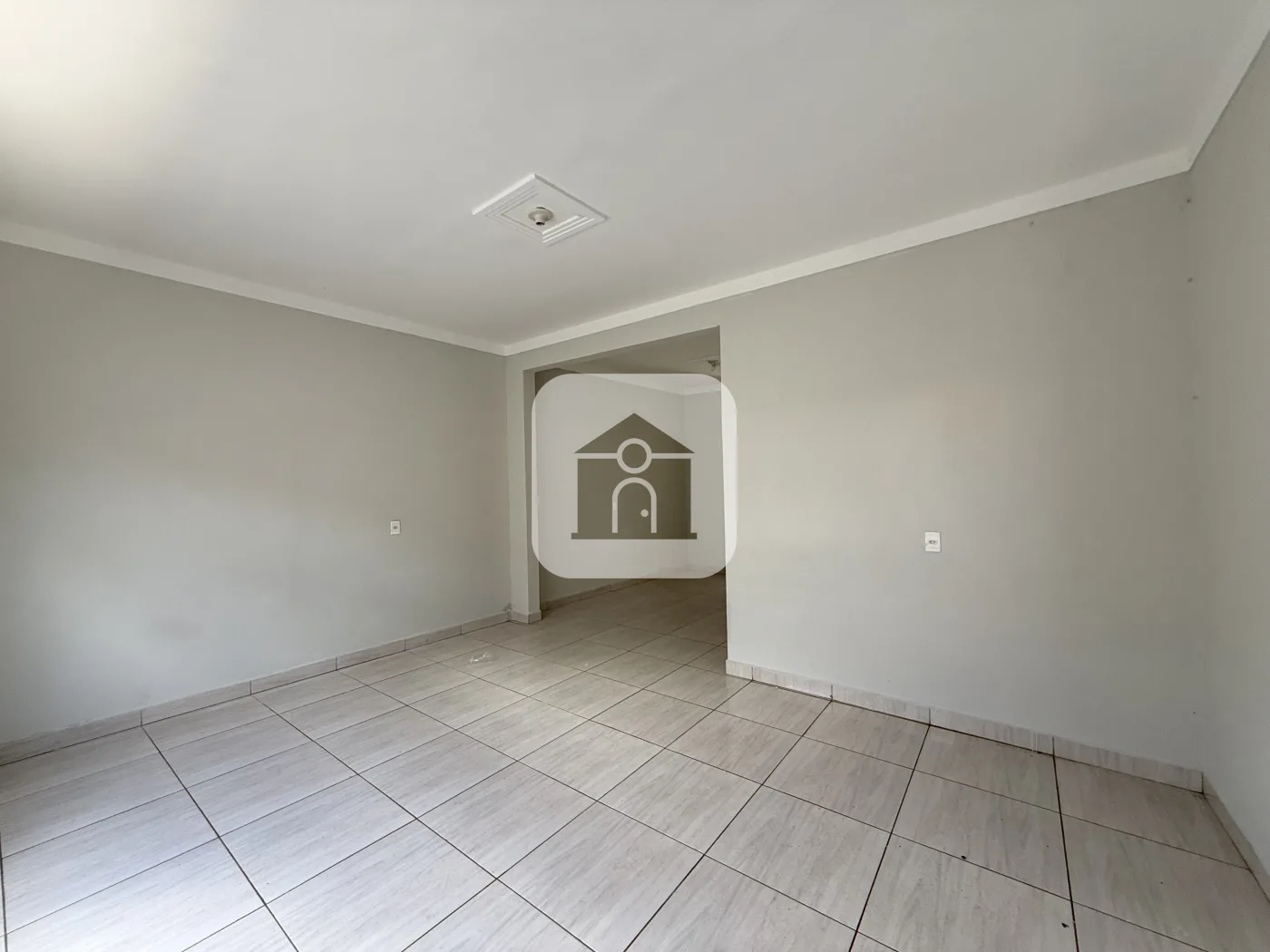 Alugar Casa / Padr&atilde;o em Uberl&acirc;ndia R$ 2.700,00 - Foto 16