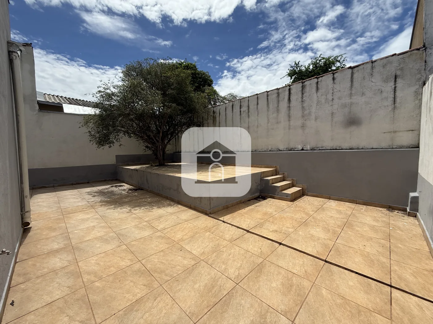 Alugar Casa / Padr&atilde;o em Uberl&acirc;ndia R$ 2.700,00 - Foto 23