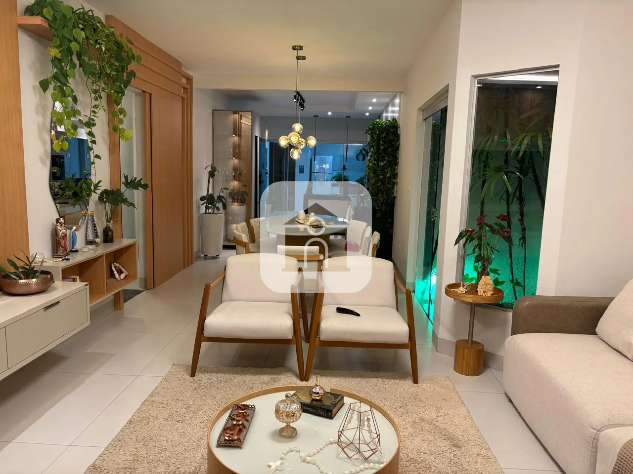 Comprar Casa / Padr&atilde;o em Uberl&acirc;ndia R$ 850.000,00 - Foto 2