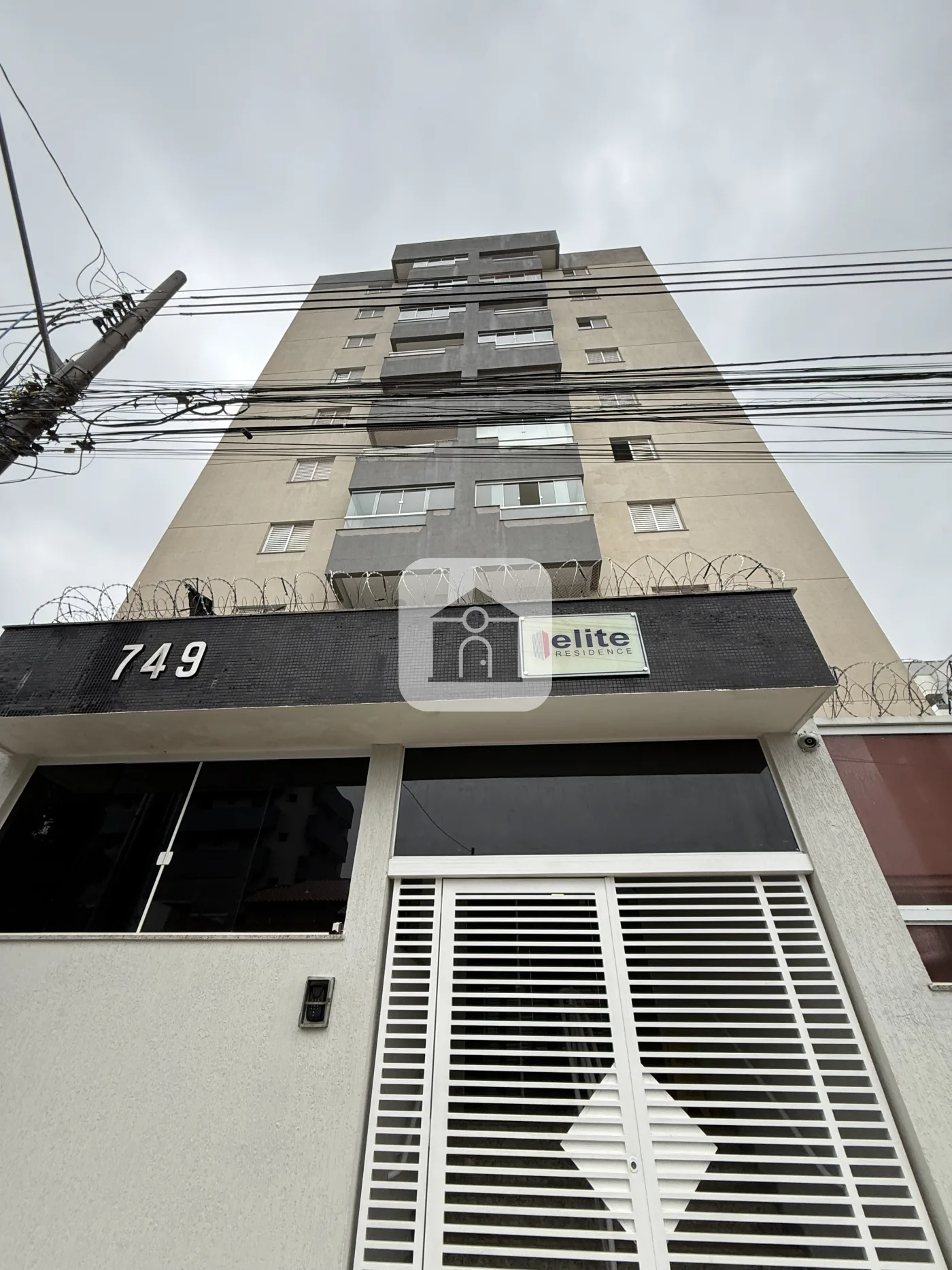 Alugar Apartamento / Padr&atilde;o em Uberlandia R$ 2.300,00 - Foto 3