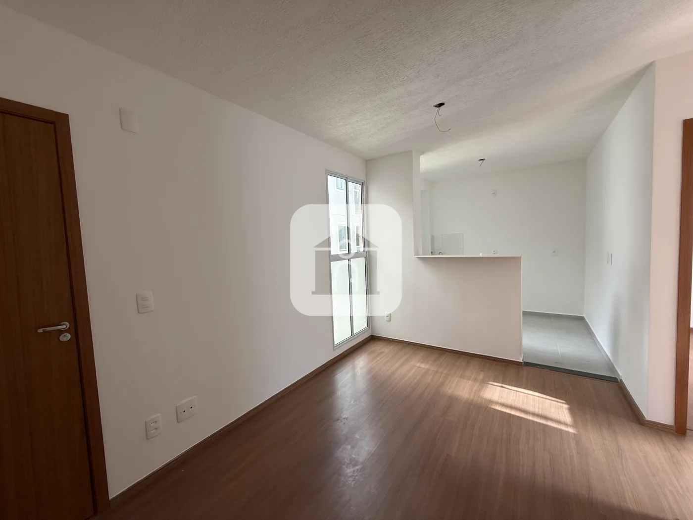 Alugar Apartamento / Padr&atilde;o em Uberl&acirc;ndia R$ 1.000,00 - Foto 1