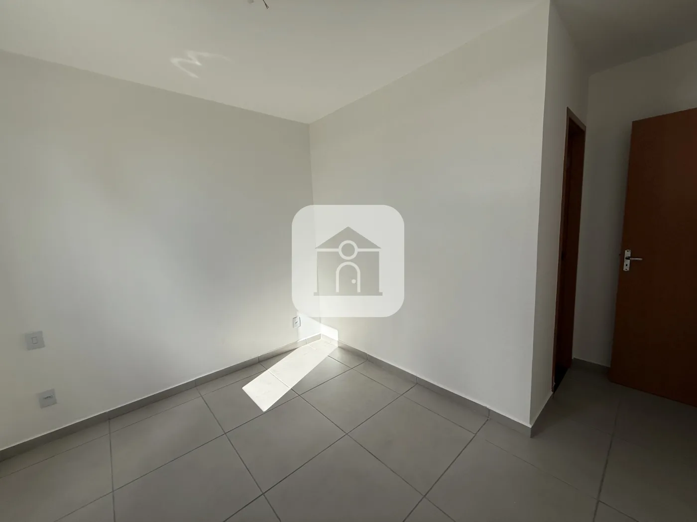 Alugar Apartamento / Padr&atilde;o em Uberl&acirc;ndia R$ 1.000,00 - Foto 7