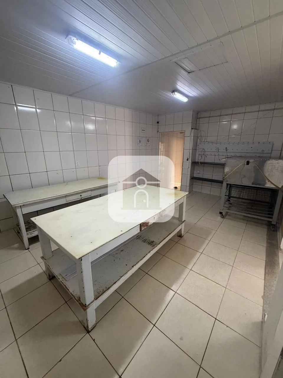 Alugar Comercial / Casa Comercial em Araguari R$ 3.500,00 - Foto 8