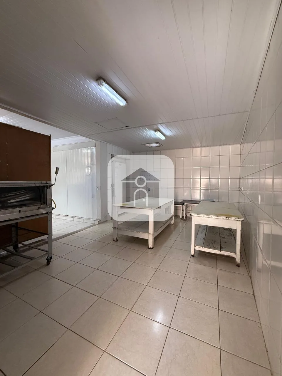 Alugar Comercial / Casa Comercial em Araguari R$ 3.500,00 - Foto 9