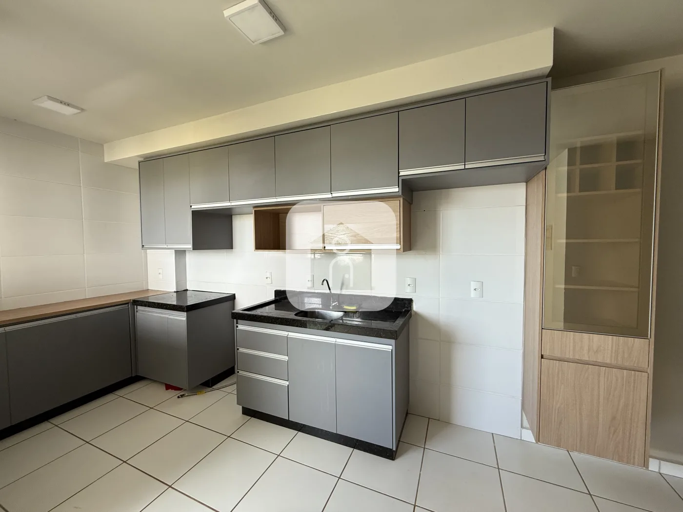 Alugar Apartamento / Padr&atilde;o em Uberlandia R$ 1.600,00 - Foto 11