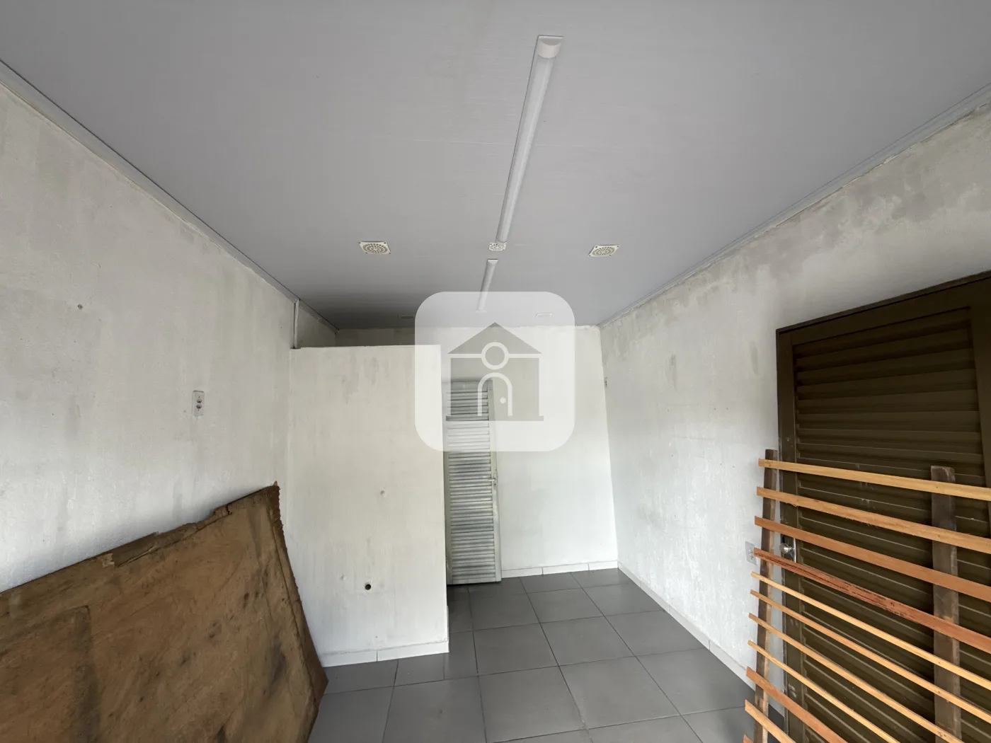 Alugar Comercial / C&ocirc;modo em Uberl&acirc;ndia R$ 600,00 - Foto 1