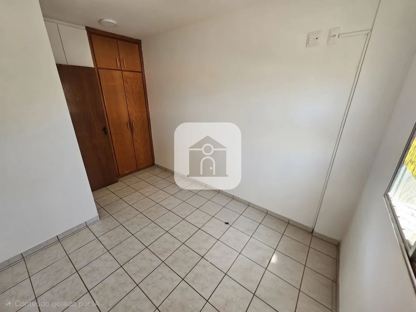 Comprar Apartamento / Padr&atilde;o em Uberl&acirc;ndia R$ 280.000,00 - Foto 8