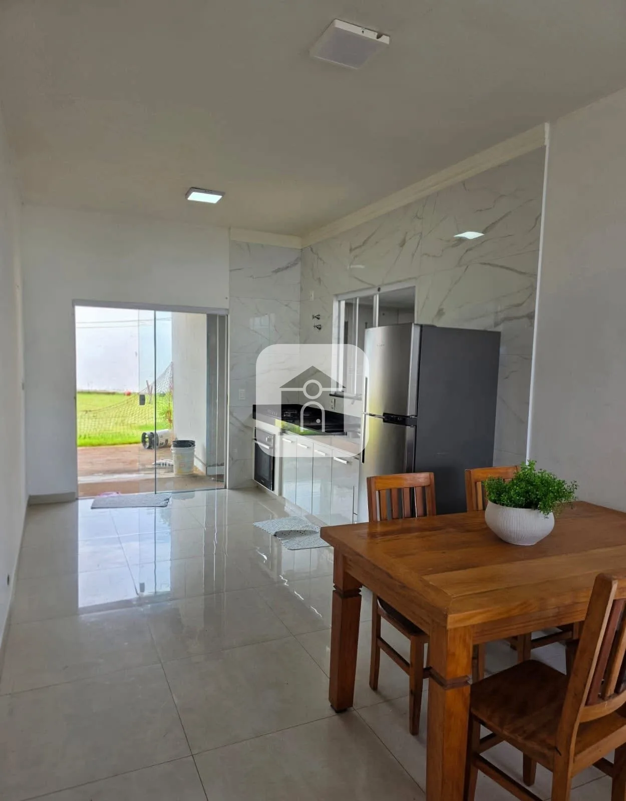 Comprar Casa / Padr&atilde;o em Uberl&acirc;ndia R$ 400.000,00 - Foto 3