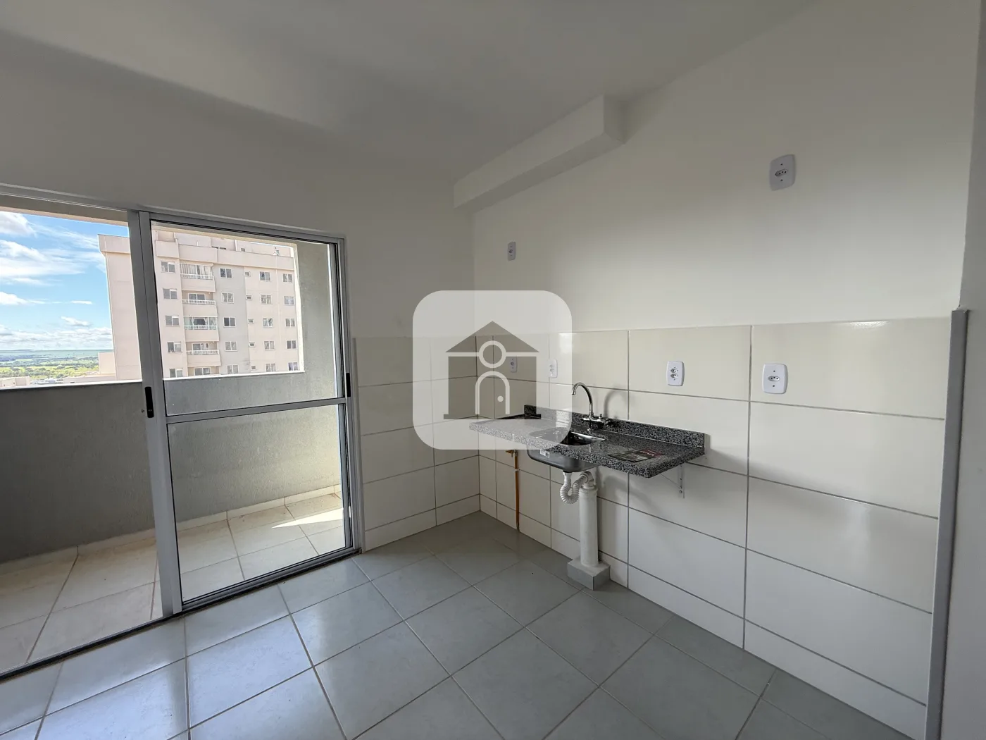 Alugar Apartamento / Padr&atilde;o em Uberl&acirc;ndia R$ 1.300,00 - Foto 3