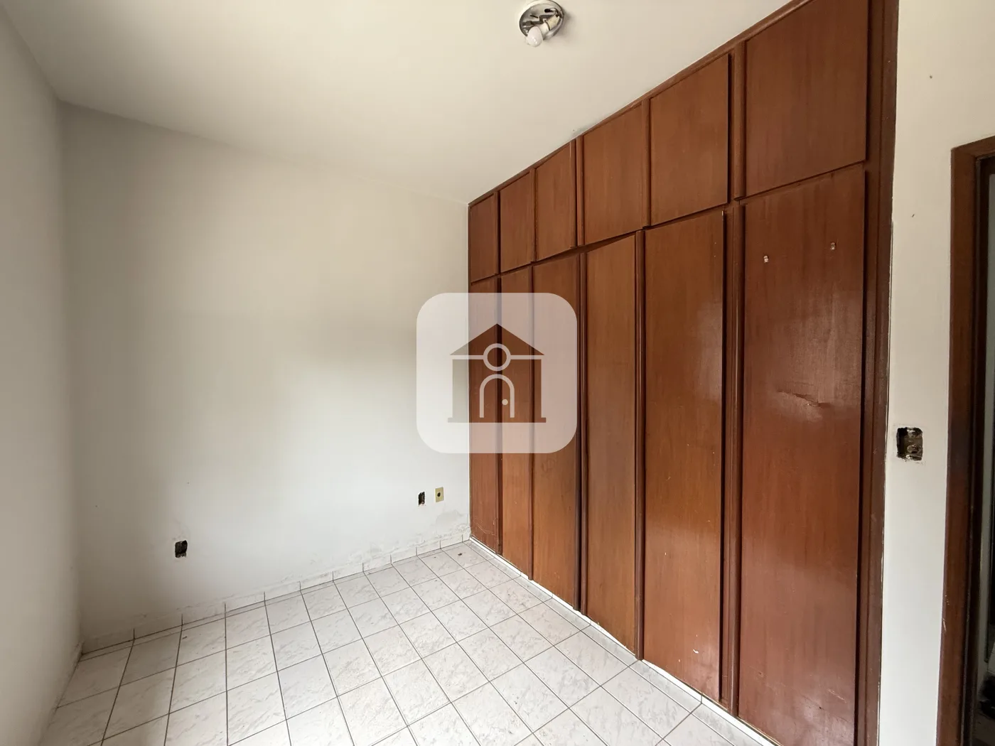 Alugar Casa / Padr&atilde;o em Uberl&acirc;ndia R$ 2.900,00 - Foto 5