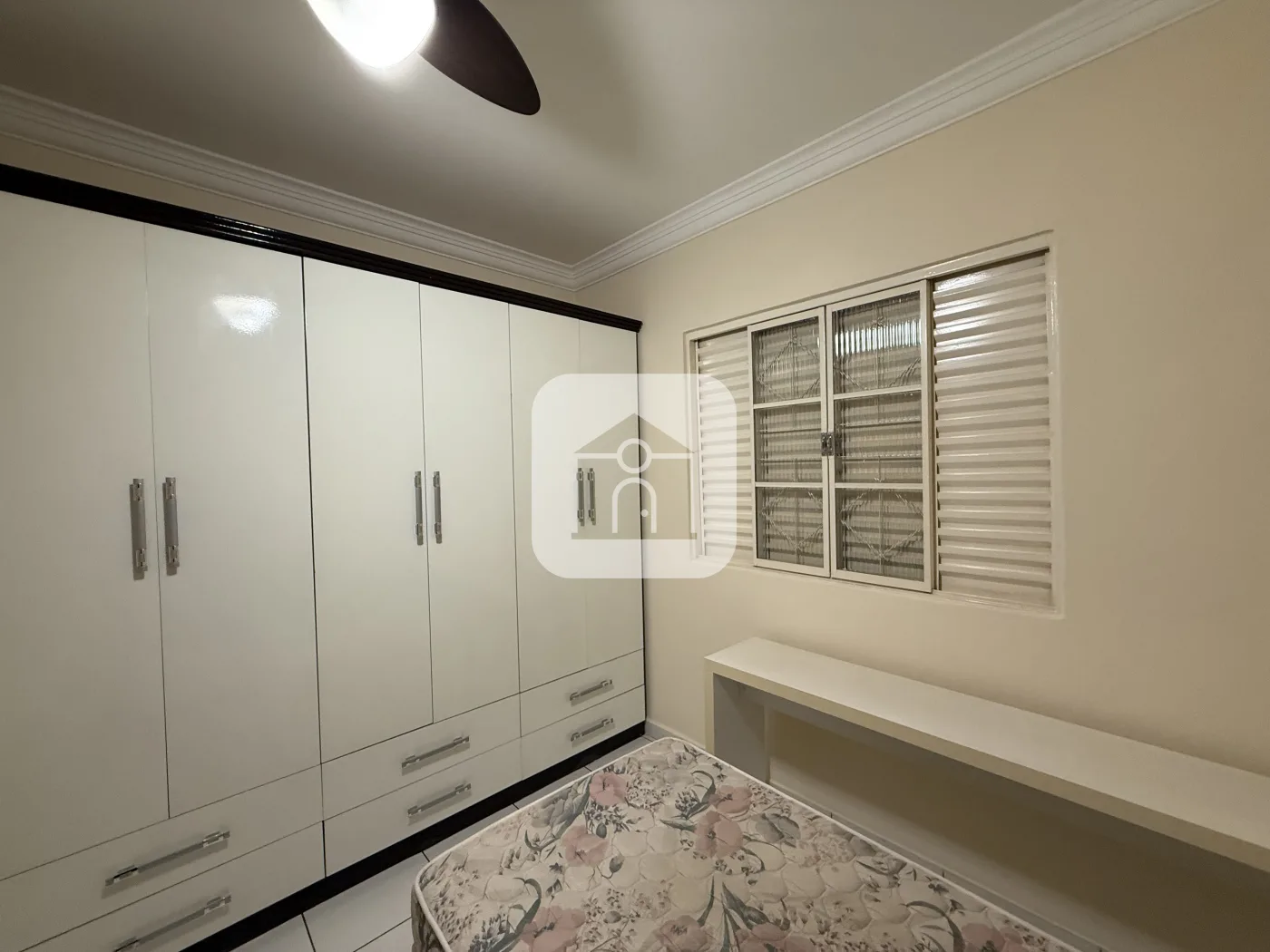 Alugar Casa / Padr&atilde;o em Uberl&acirc;ndia R$ 4.500,00 - Foto 6