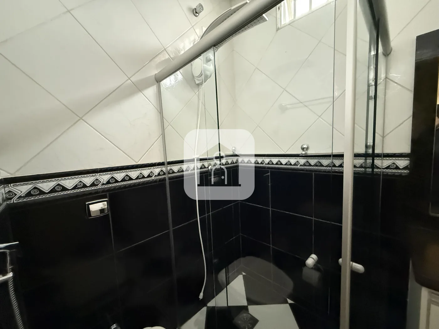 Alugar Casa / Padr&atilde;o em Uberl&acirc;ndia R$ 4.500,00 - Foto 9