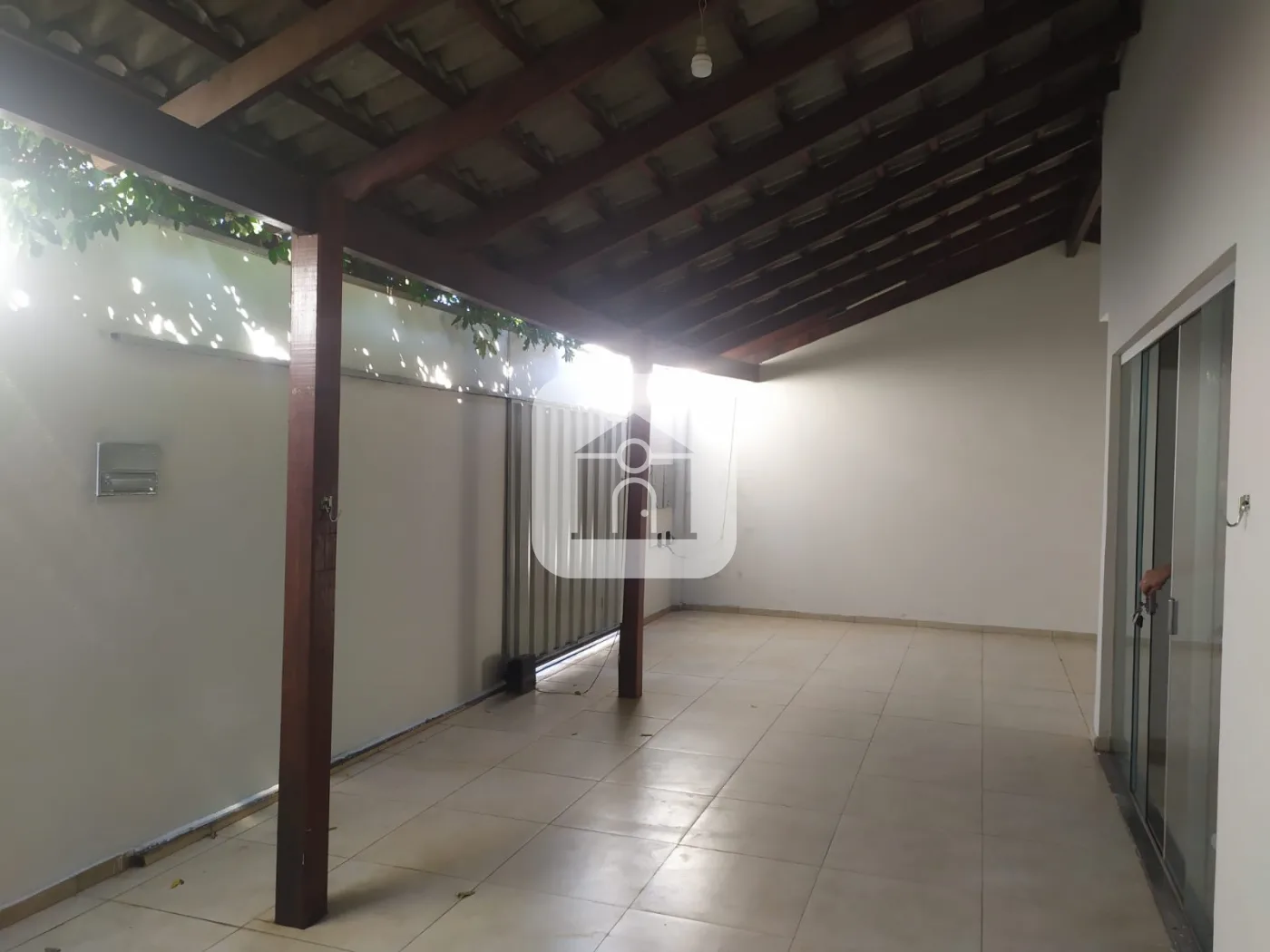 Alugar Casa / Padr&atilde;o em Uberl&acirc;ndia R$ 2.200,00 - Foto 19