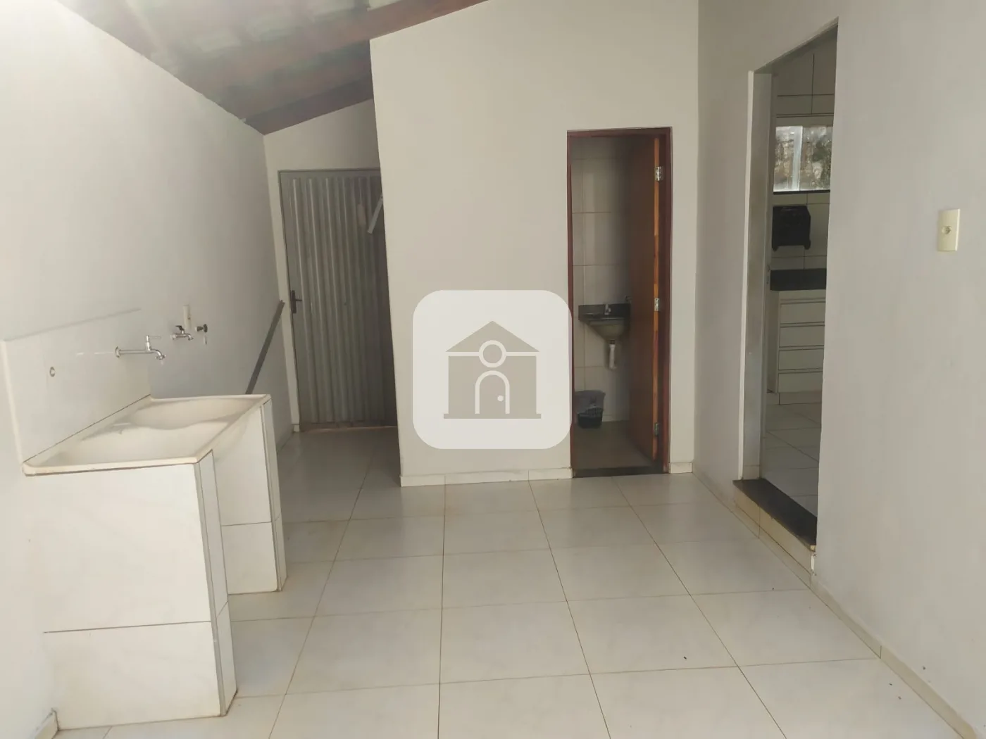 Alugar Casa / Padr&atilde;o em Uberl&acirc;ndia R$ 2.200,00 - Foto 22