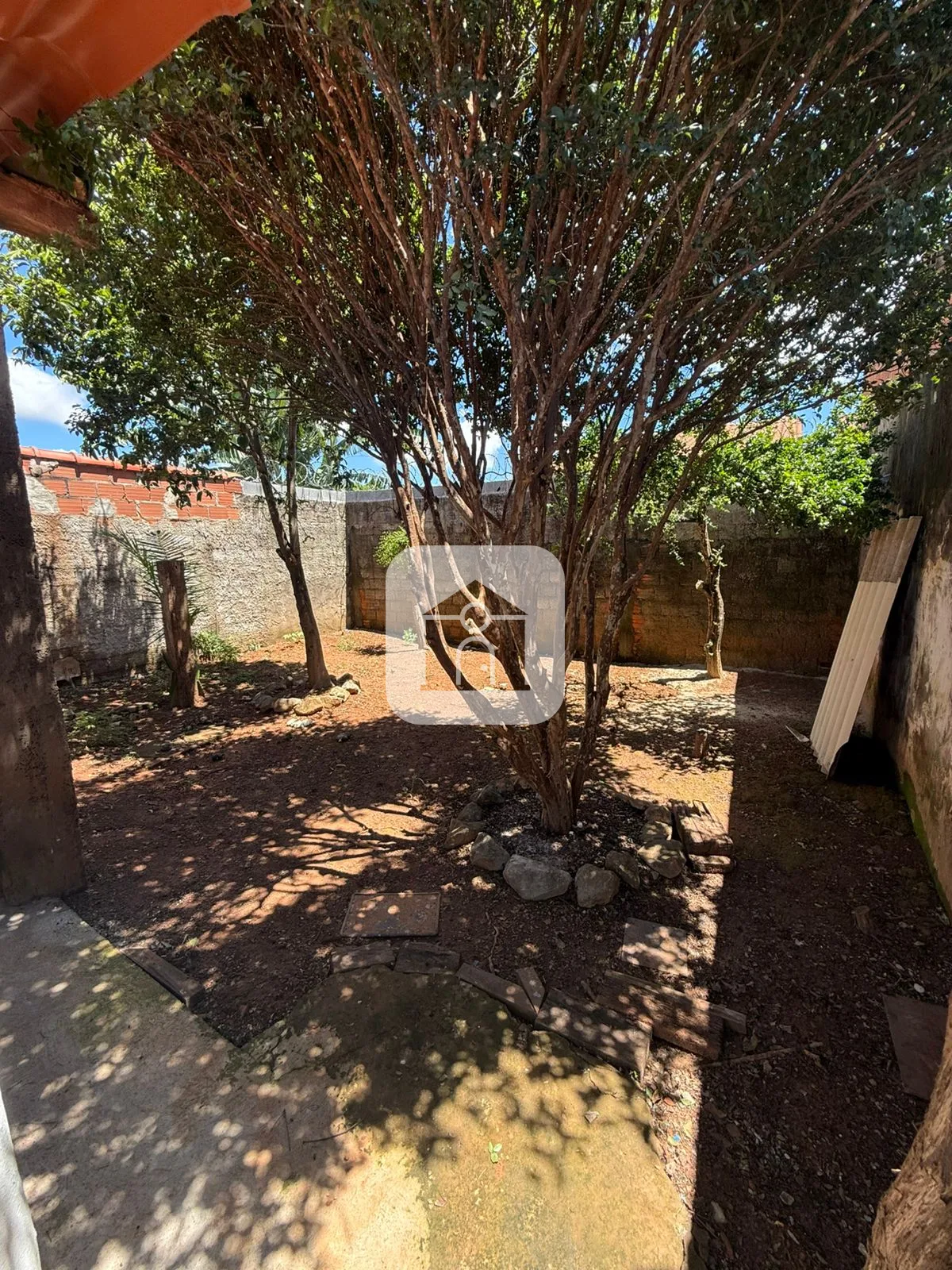 Alugar Casa / Padr&atilde;o em Araguari R$ 1.100,00 - Foto 13