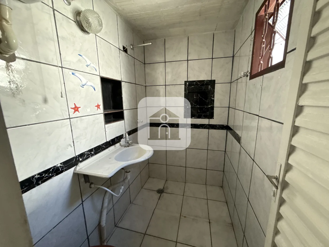 Alugar Casa / Padr&atilde;o em Uberl&acirc;ndia R$ 1.100,00 - Foto 2