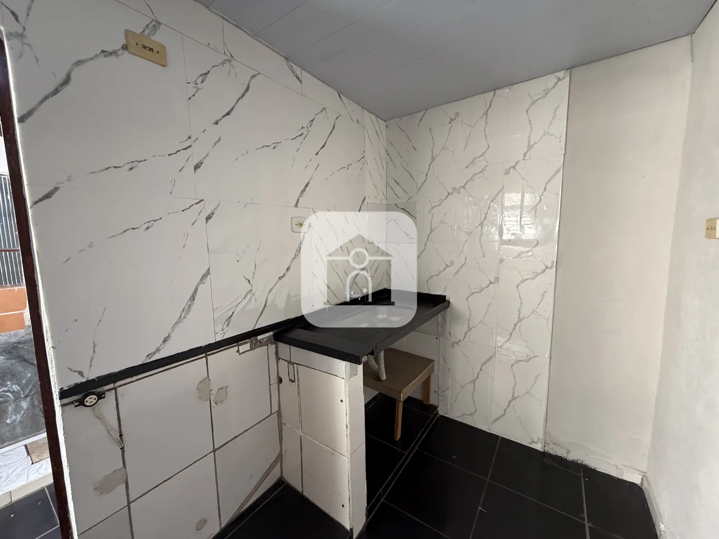 Alugar Casa / Padr&atilde;o em Uberl&acirc;ndia R$ 1.100,00 - Foto 8