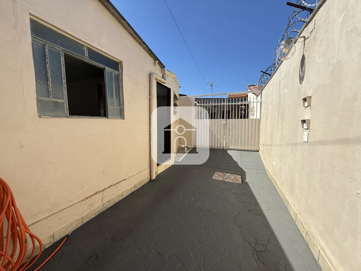 Alugar Casa / Padr&atilde;o em Uberl&acirc;ndia R$ 1.100,00 - Foto 10