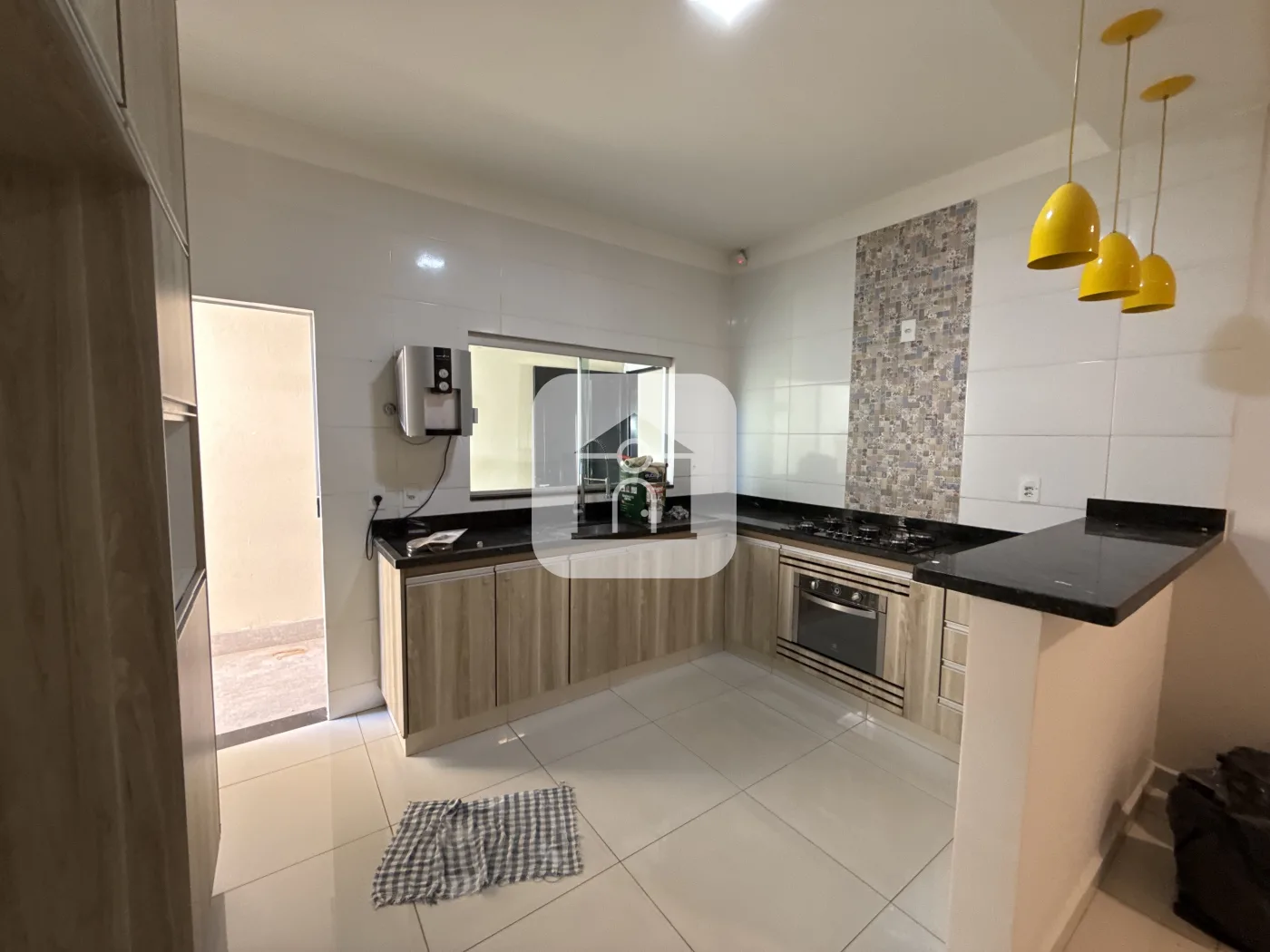 Alugar Casa / Padr&atilde;o em Uberl&acirc;ndia R$ 2.900,00 - Foto 4