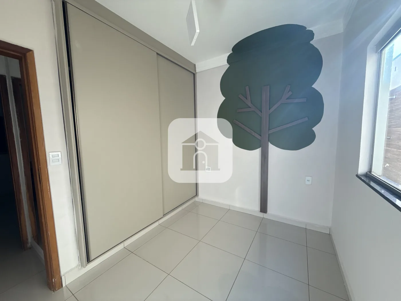 Alugar Casa / Padr&atilde;o em Uberl&acirc;ndia R$ 2.900,00 - Foto 6