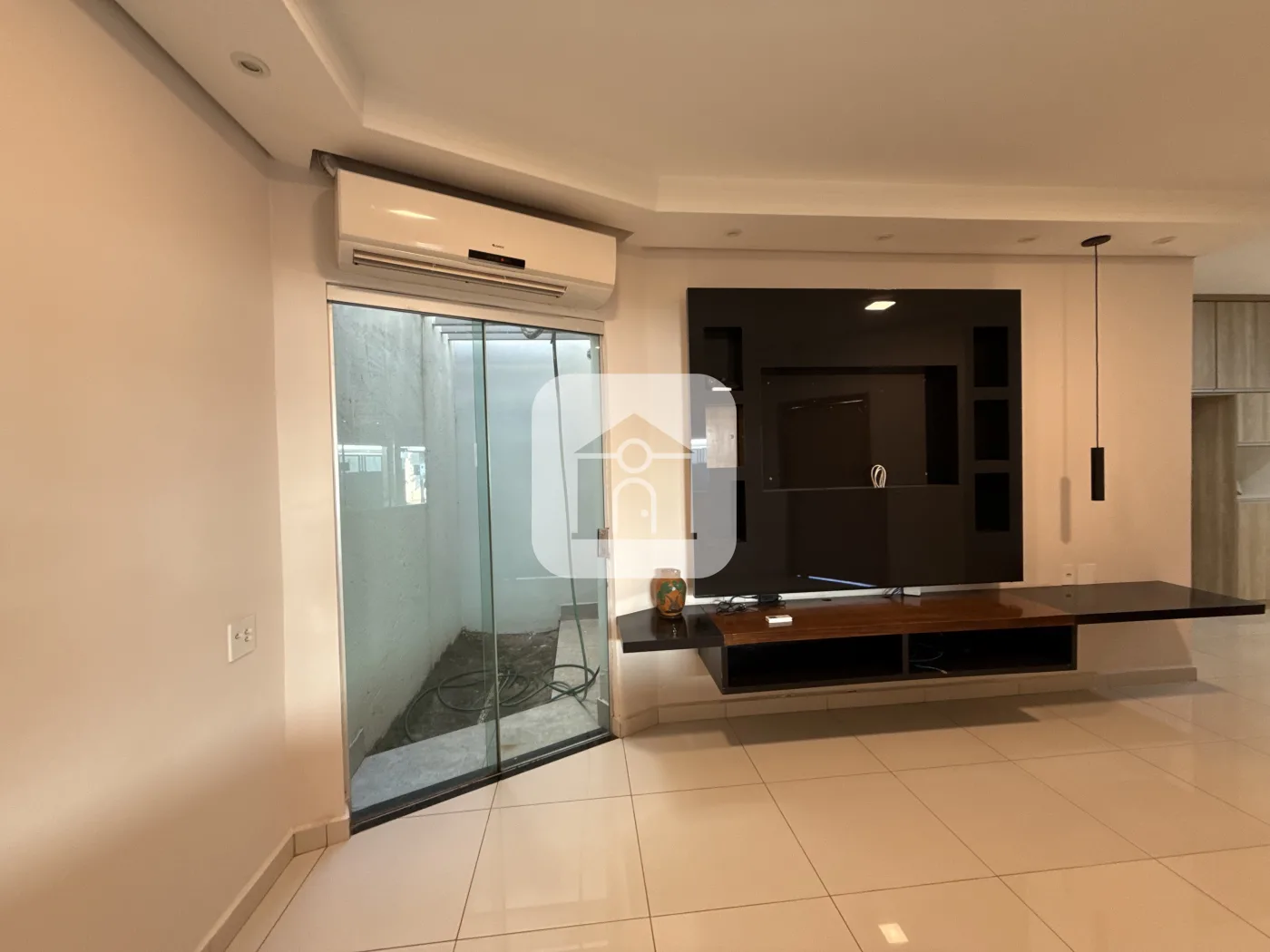 Alugar Casa / Padr&atilde;o em Uberl&acirc;ndia R$ 2.900,00 - Foto 7