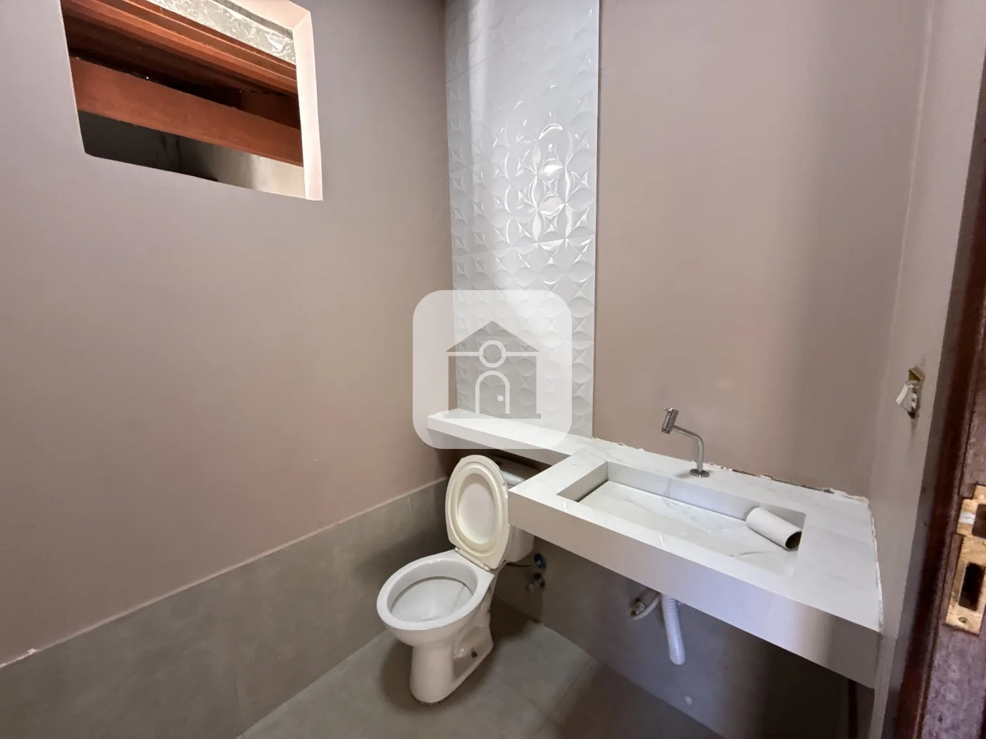 Alugar Casa / Padr&atilde;o em Uberl&acirc;ndia R$ 2.900,00 - Foto 10